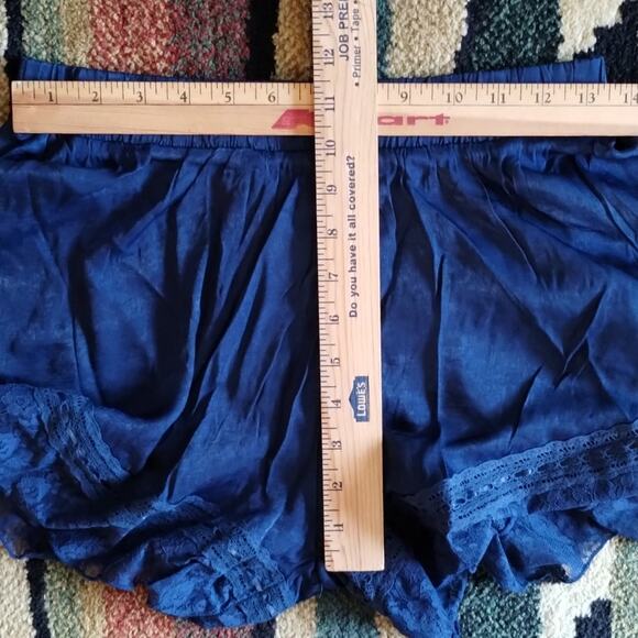 Free People Intimately FP NEW Lacy Ruffled Marine Navy Morning Breeze Shorts XS - Picture 8 of 16